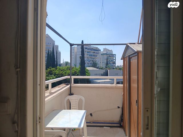 בית הערבה 10