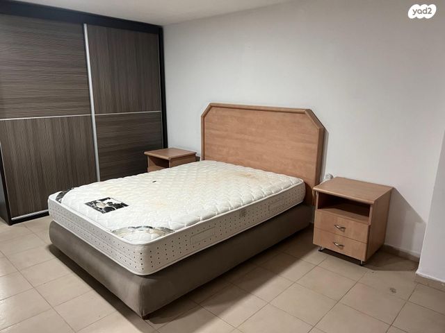 יחידת דיור, נורית 12, שאר העיר, עומר