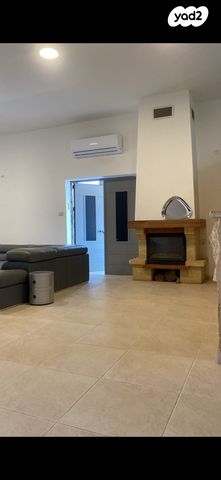 בית פרטי/ קוטג', הראשונים 1, פורת, פורת