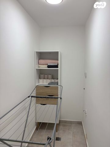 מרתף/ פרטר, נעמי שמר 1, ברנע, אשקלון