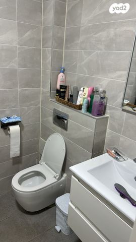 דירת גן, ביאליק 64, מרכז, קרית עבודה, חולון