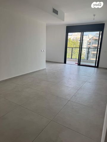 דירה, החקלאי 3, מגדיאל, הוד השרון