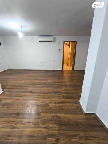 מרתף/ פרטר, הגולן 1, שכונה 6, תל מונד