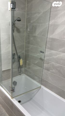 דירת גן, ביאליק 64, מרכז, קרית עבודה, חולון