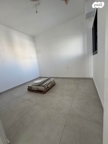 דירה, החקלאי 3, מגדיאל, הוד השרון