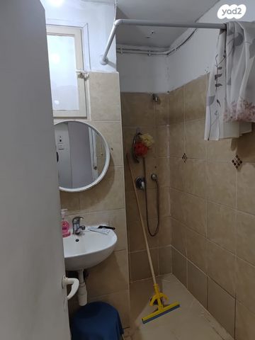 דירה, יצחק שדה 9, יצחק שדה, אזור