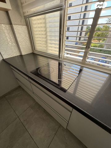 דירה, רמת הגולן 5, קרית שרת מזרח, חולון