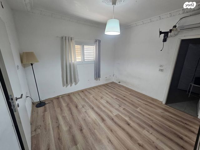 שלושת בני עין חרוד 6