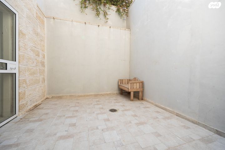 דירה, דרך עזה 37, רחביה, ירושלים