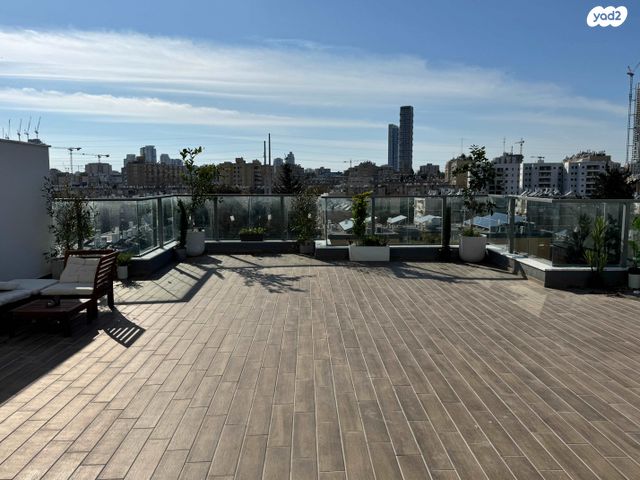 גג/ פנטהאוז, אילת 20, נאות רחל, חולון