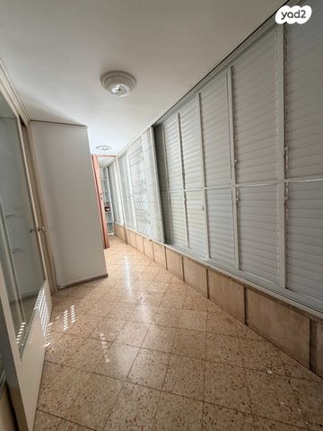 דירה, שמואל הנציב 34, צפון מערב מרכז העיר, נתניה