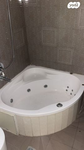 דירה, עזרת ישראל 12, מרכז העיר, ירושלים