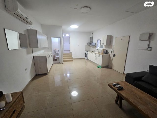 יחידת דיור, שלושת בני עין חרוד 6, העיר העתיקה, רמב"ם, דרום, באר שבע