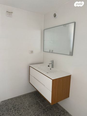 דירה, יעקב פיכמן 5, קרית אילון, חולון