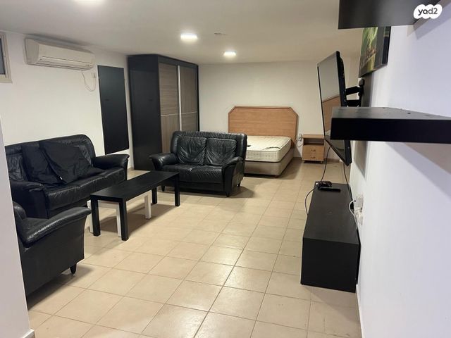 יחידת דיור, נורית 12, שאר העיר, עומר