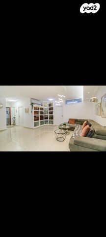 דירת גן, הרב דוד זריצקי 10, רמות, ירושלים