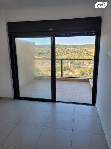 דירה, שוהם 2, אבני חן, חריש