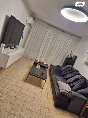 יהודה בורלא 16