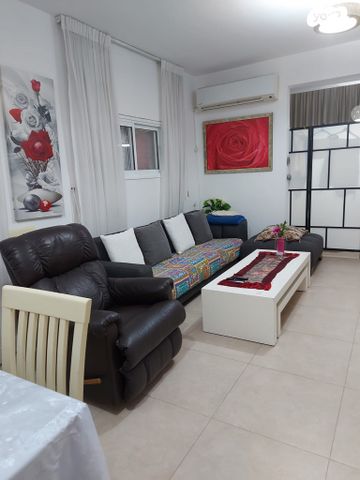 דירה, דרך זאב ז'בוטינסקי 21, תל גיבורים, בני ברק