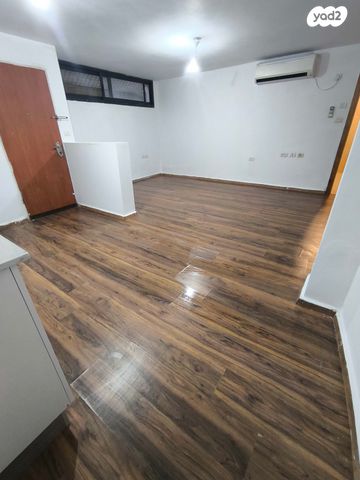 מרתף/ פרטר, הגולן 1, שכונה 6, תל מונד