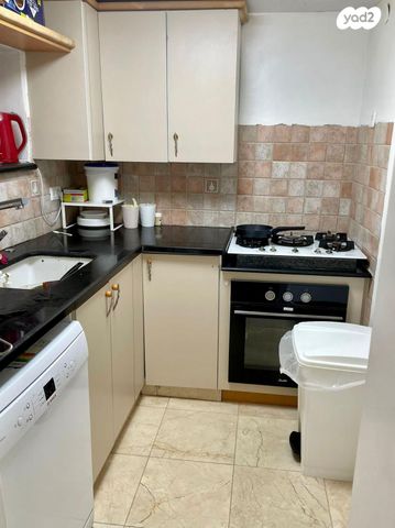 דירת גן, כ"ב ילדי מעלות 266, בן גוריון כנען, צפת