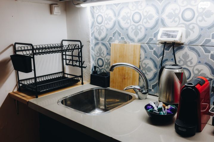 דירת גן, הירקון 25, כרם התימנים, תל אביב יפו