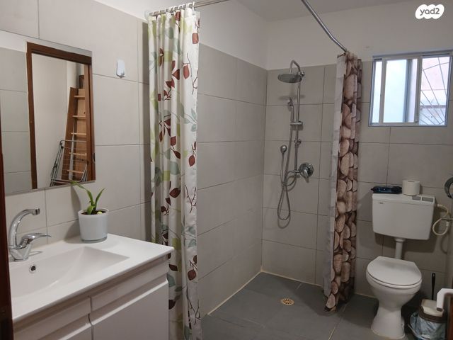 דו משפחתי, אפרים לוזון 28, נווה מנחם, באר שבע