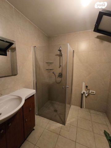 מרתף/ פרטר, הגולן 1, שכונה 6, תל מונד