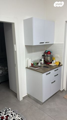 דירת גן, ביאליק 64, מרכז, קרית עבודה, חולון