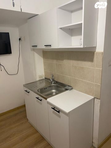 ז'בוטינסקי 36