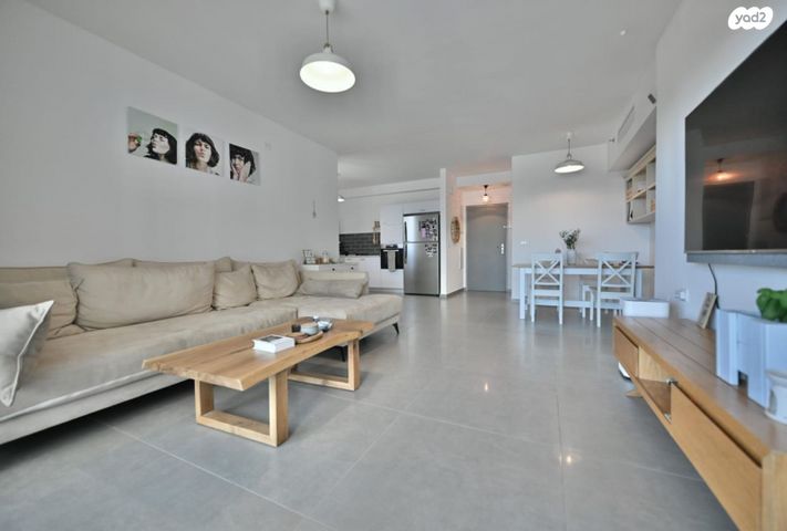 דירה, הצבר 25, נרקיסים, ראשון לציון