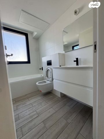 דירה, החקלאי 3, מגדיאל, הוד השרון