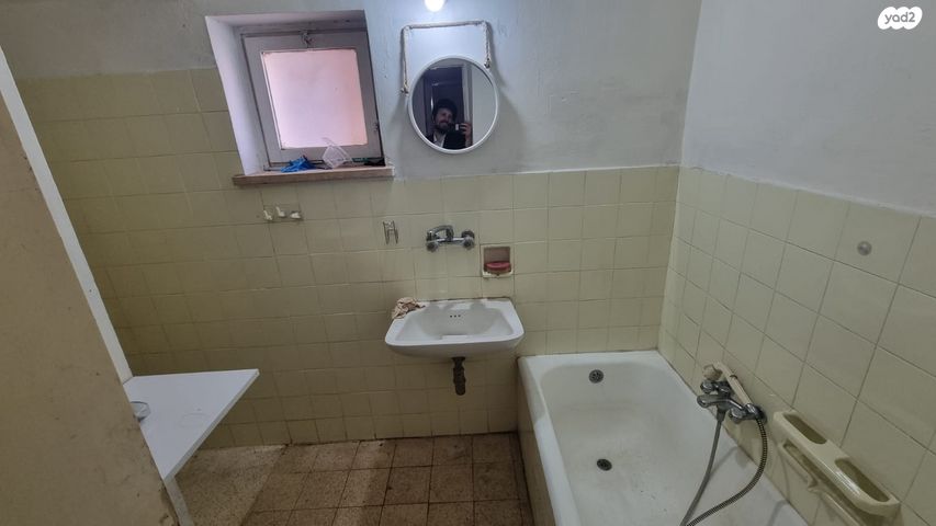 דירה, שדרות לוי אשכול 12, רמת אשכול, ירושלים