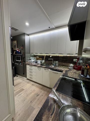 דירה, ניסים אלוני 3, צמרות איילון, פארק צמרת, תל אביב יפו