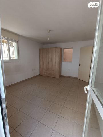 דירת גן, מאיר גרונולד 1, קרית היובל, ירושלים