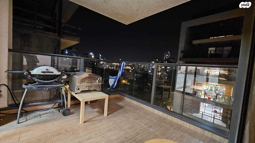 דירה, בר יוחאי 22, נגבה, רמת גן