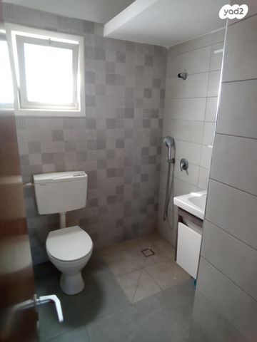 דירה, המפקד קיש 5, גבעת הרקפות, גבעת תל חי, קרית אתא