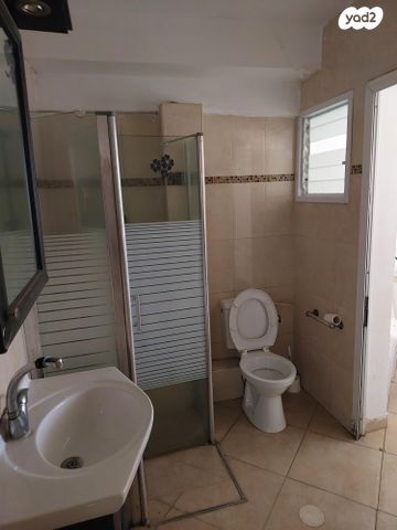 דירה, המצביאים 15, נאות יצחק, לוד