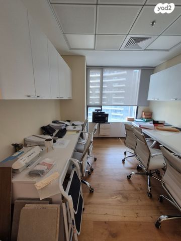 משרדים, אריאל שרון 4, סיטי, גבעתיים