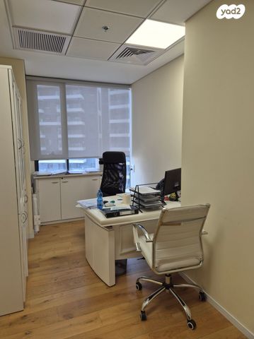 משרדים, אריאל שרון 4, סיטי, גבעתיים