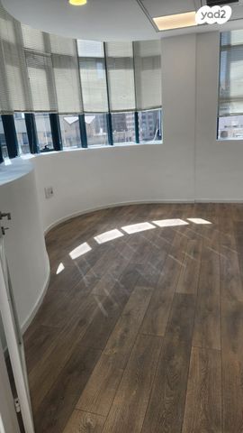 משרדים, תובל 30, בורסה, רמת גן