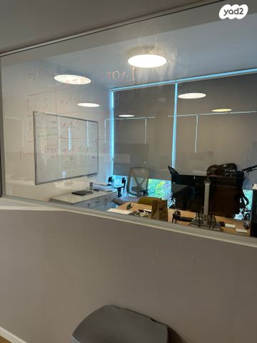 משרדים, אריה דיסנצ'יק 5, רביבים, תל אביב יפו