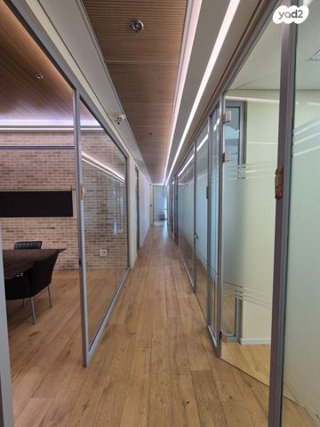 משרדים, אריאל שרון 4, סיטי, גבעתיים