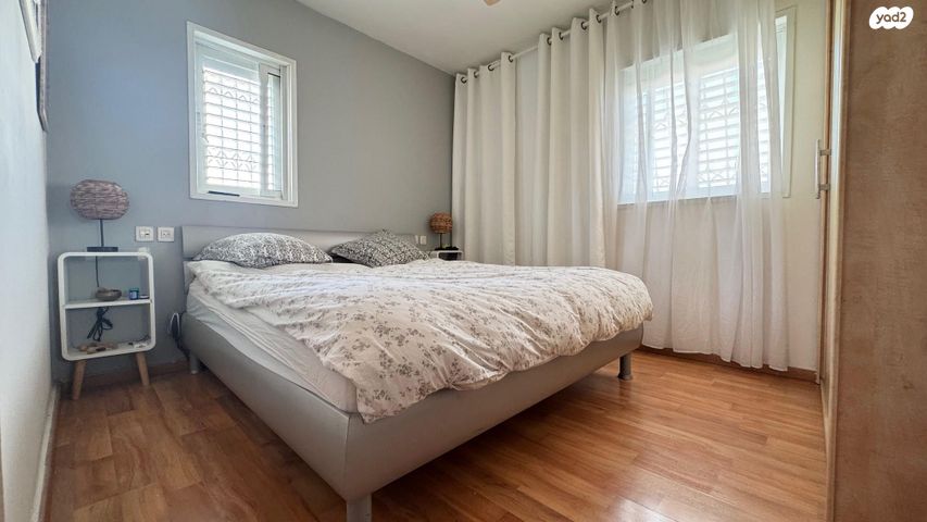 דירה, הר הצופים 9, רחובות ההולנדית, רחובות