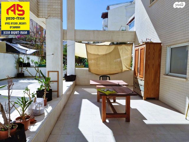 דופלקס, ש. בן ציון, רחובות