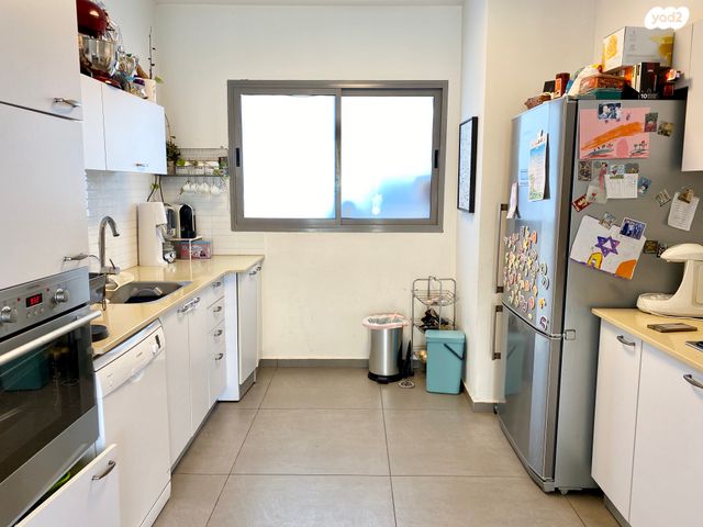 דירה, פרוג, שכונת חשמונאים, מרכז העיר א, רמת גן