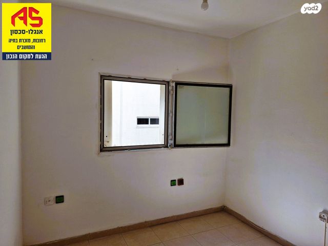 דופלקס, ש. בן ציון, רחובות