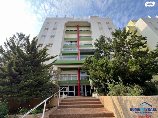 דירה, עמנואל מול, צפון מערב מרכז העיר, נתניה