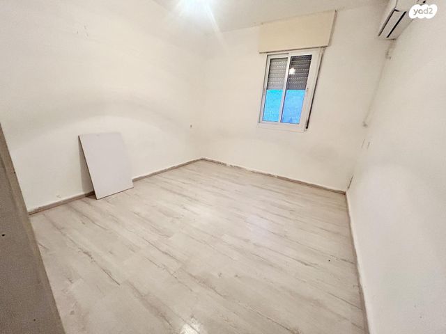 דירה, מגדים, כרמיאל