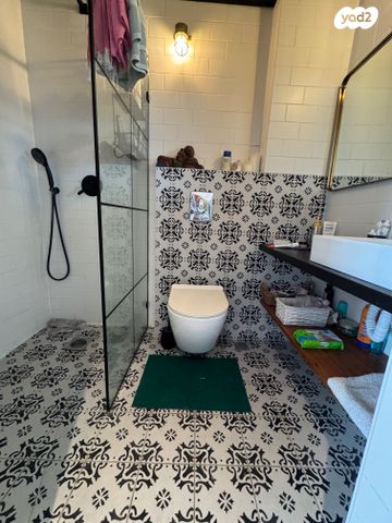 דירה, שדרות מנחם בגין, גבעת אולגה, חדרה